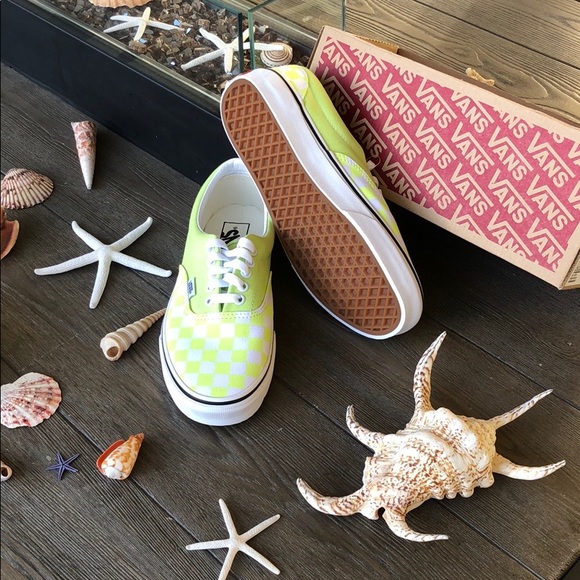 🌼🌴VANS- CHECKED🌴🌼 - Picture 3 of 8